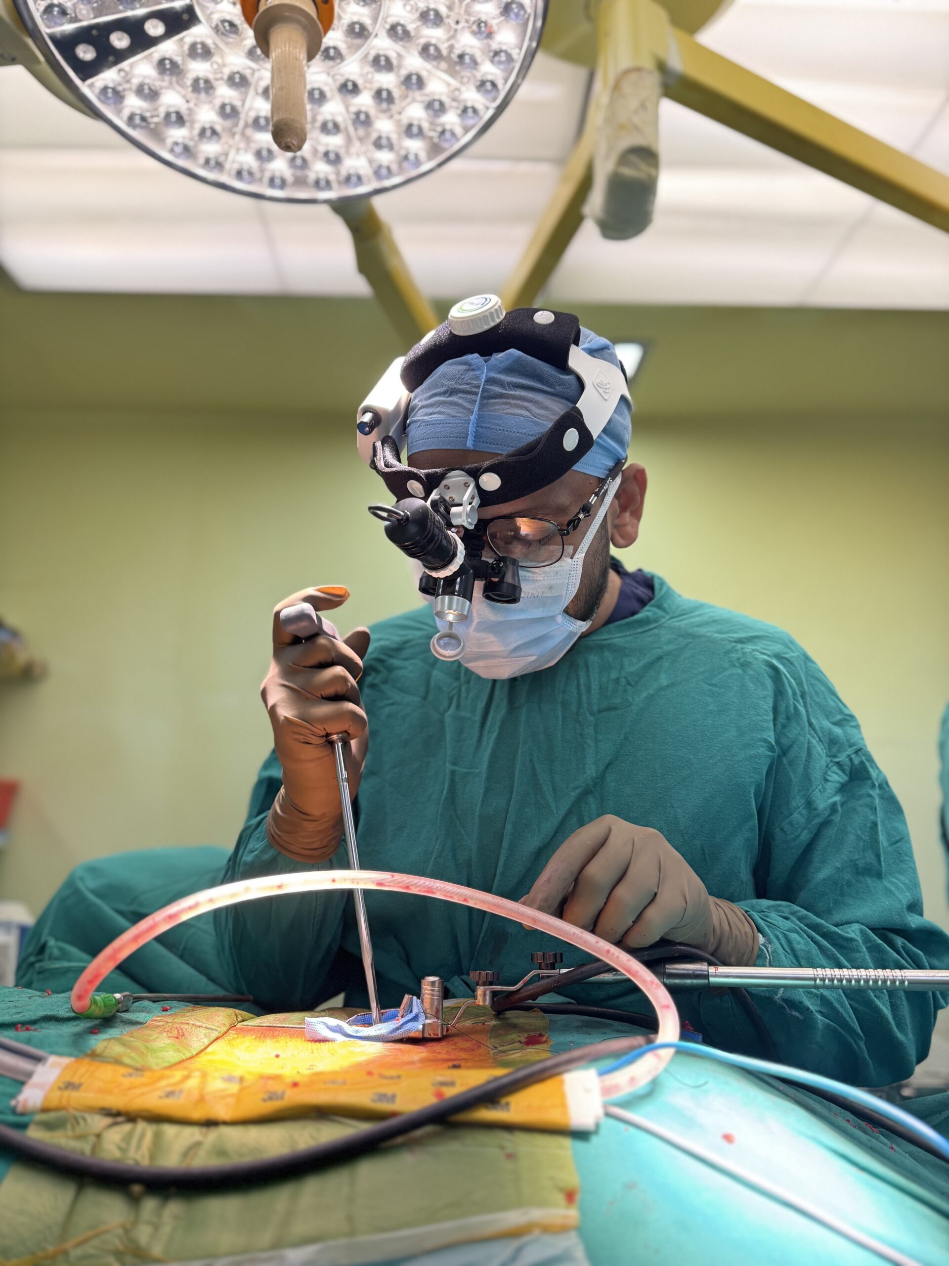 dr-yogin-patel-back-pain-surgeon-in-kandivali